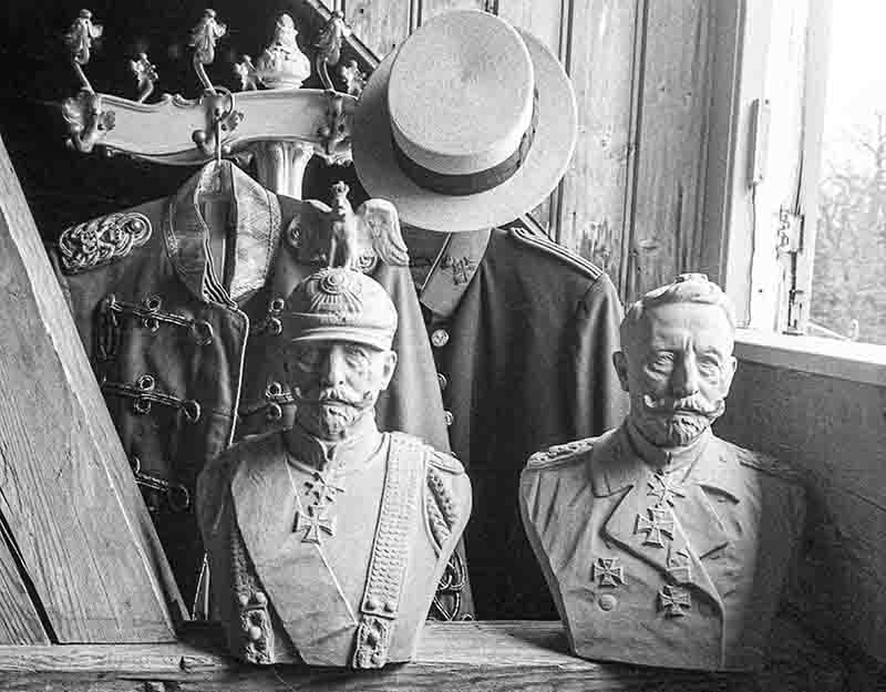 Busts and military uniform of Emperor Wilhelm II on the attic of House Doorn