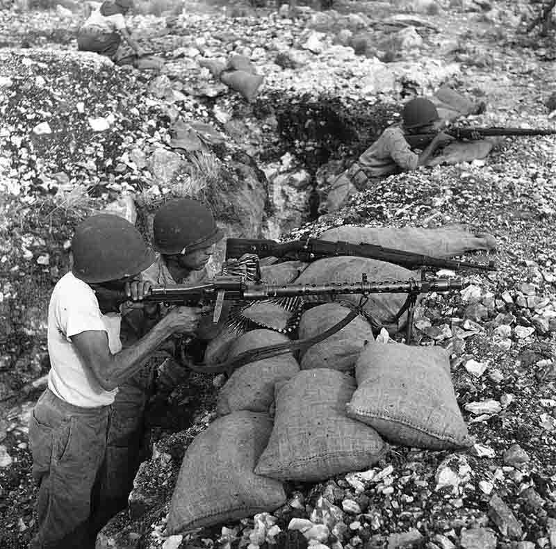 Israeli troops during the battle for the Sinai