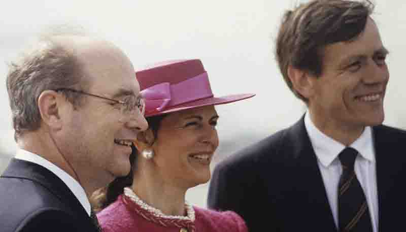 Queen Sylvia of Sweden, Georg von Waldenfels (r.) and Willi Hermsen at the opening ceremony of the Munich FJS Airport
