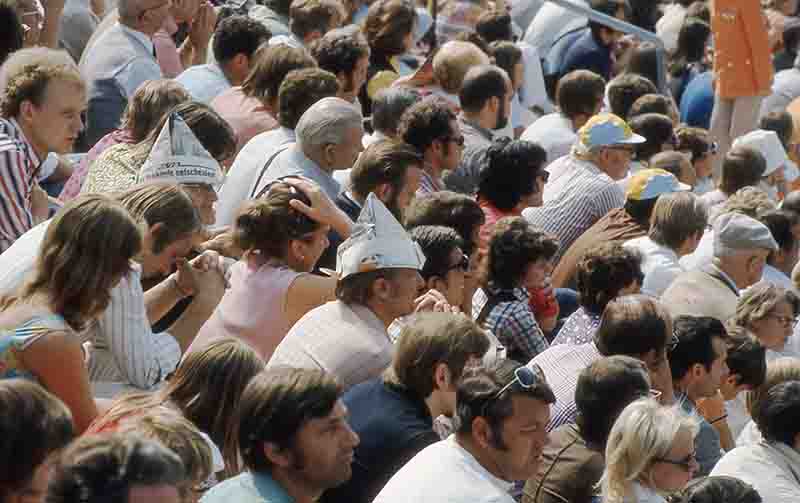 Spectators in the Olympic Stadium in Munich during the Olympic Games in 1972