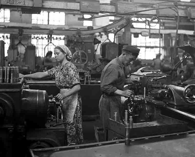 Workers in the Stalingrad Tractor Factory